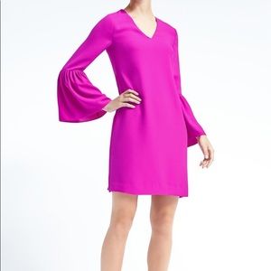 Bright pink Banana Republic bellsleeve shift dress